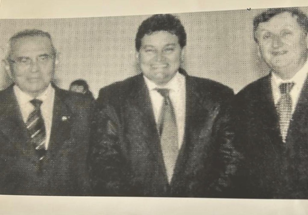 Presidente da Agespisa, Prof. Jurity entre Alberto Silva e Mão Santa — as duas maiores lideranças que governaram o Piauí com honestidade e integridade.